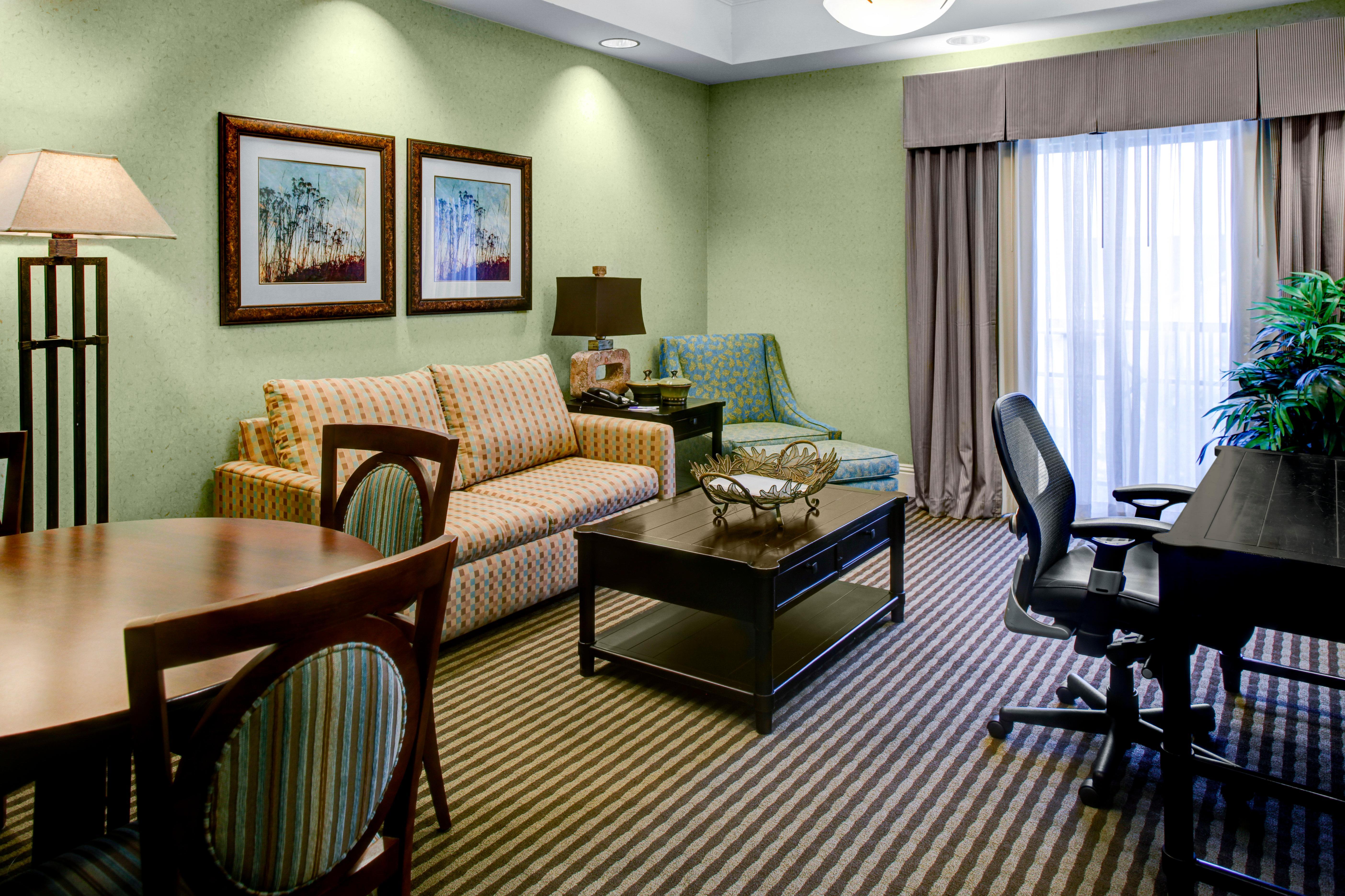 Holiday Inn Express Hotel & Suites Atlanta Buckhead By Ihg Экстерьер фото