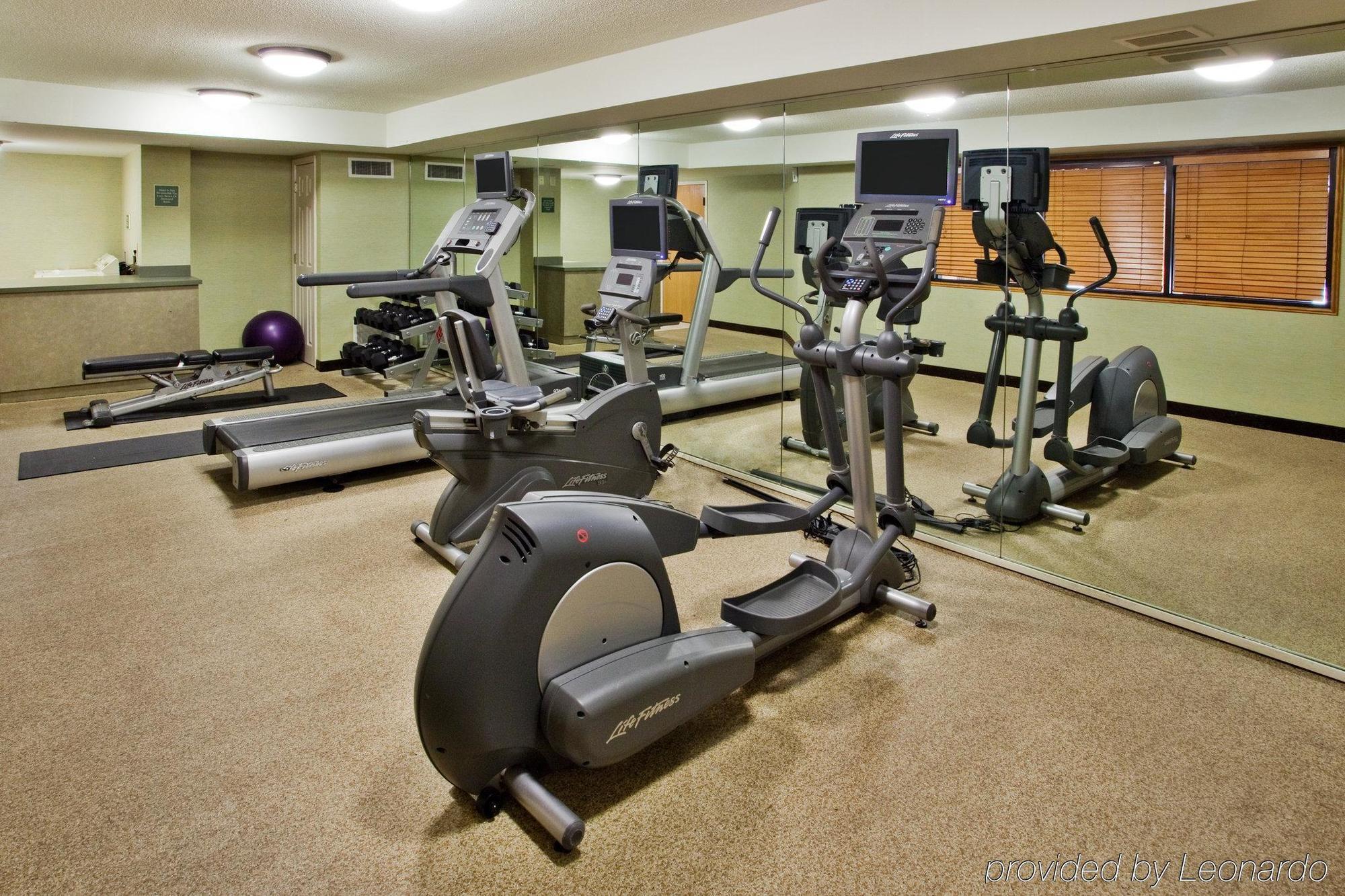 Holiday Inn Express Hotel & Suites Atlanta Buckhead By Ihg Экстерьер фото